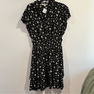 C&C California Black Mini Dress with Cream Floral Print women’s large
